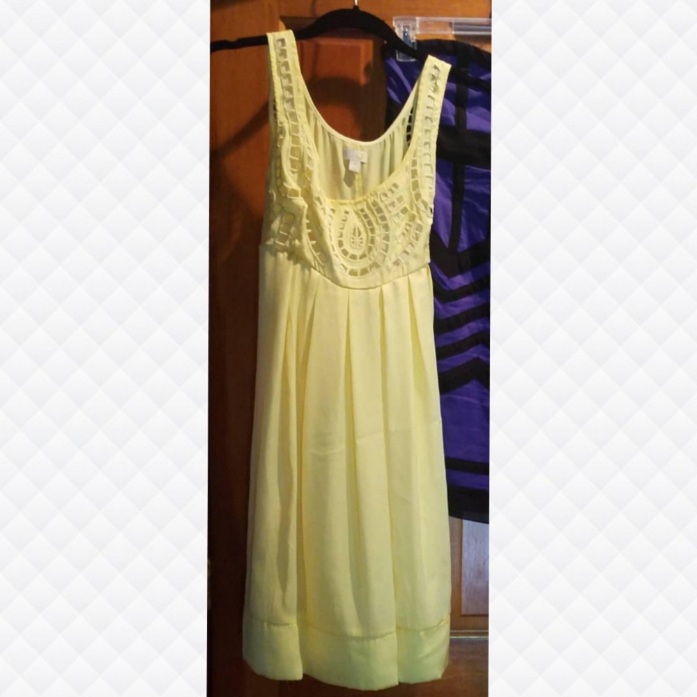 Yellow dress